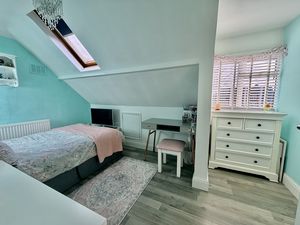 Photo 16- click for photo gallery